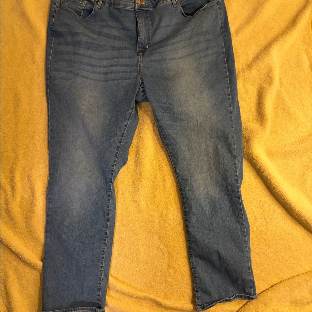 Signature by Levi Strauss Women's Blue Straight Leg Jeans